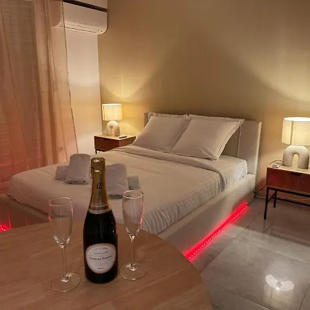 Cocon D'Anjou Romantique Avec Spa A Deux Pas Des Vagues * 앙티브